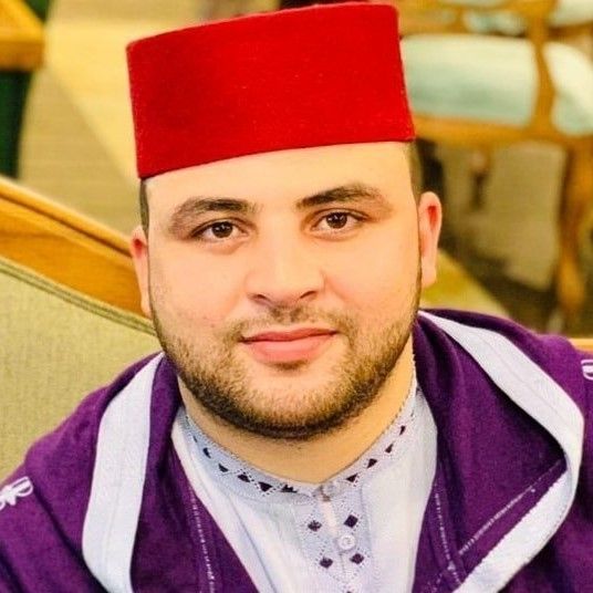 القارئ أنس براق
